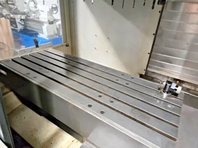 Haas _UNKNOWN_ Machining Centers & Milling Machines | Amiron Machinery (10)
