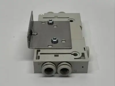 New | in-Stock SMC Perfect Check Block Valve VQ1000 Series Solenoid Valves Michigan US | Maverick Industrial Sales #1391451