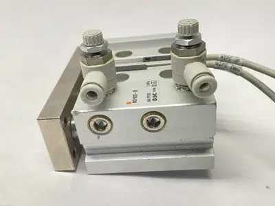 MGPM20-20 | SMC  Pneumatic Compact Guide Cylinder 20mm Bore 20mm Stroke - Used