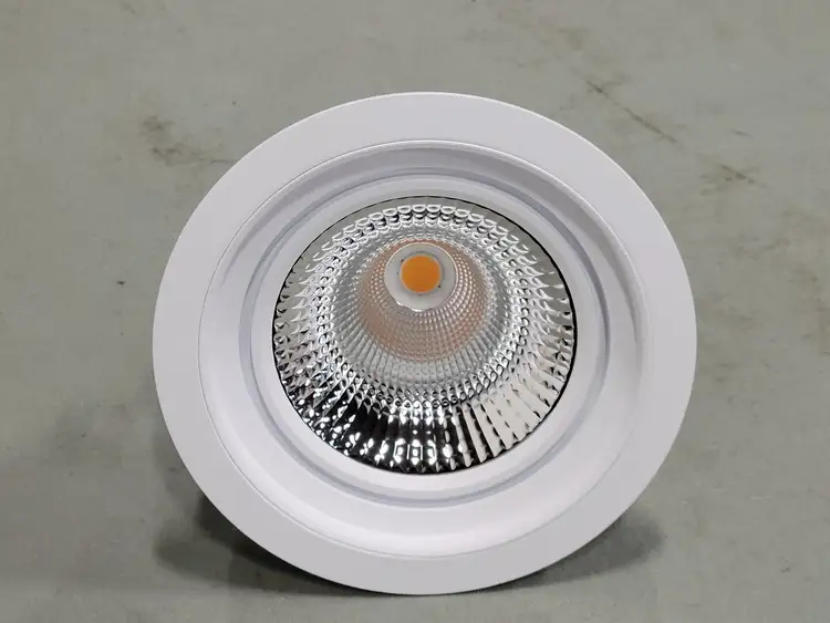 New | in-Stock LUMINII AR3D-FL-A90-645-35-10-00-01-01 Lighting British Columbia CA | Lenmark #254768