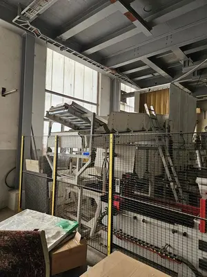 USED HOSOKAWA TWO-STAGE PLASTIC SHREDDING AND GRANULATION SYSTEM