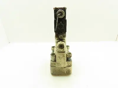 Yuken SD901-5-1002 Hydraulic Directional Control Solenoid Relief Valve Stack