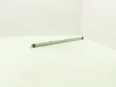 Banner WLS28-2CWGRXX3-0570X24Q Task Light Strip Multicolor White Green Red 24VDC