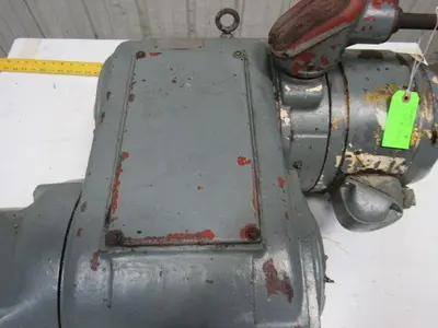 US Varidrive VEV-1-GM 220/440V 1-1/2Hp 112:1 Ratio Variable Speed Drive