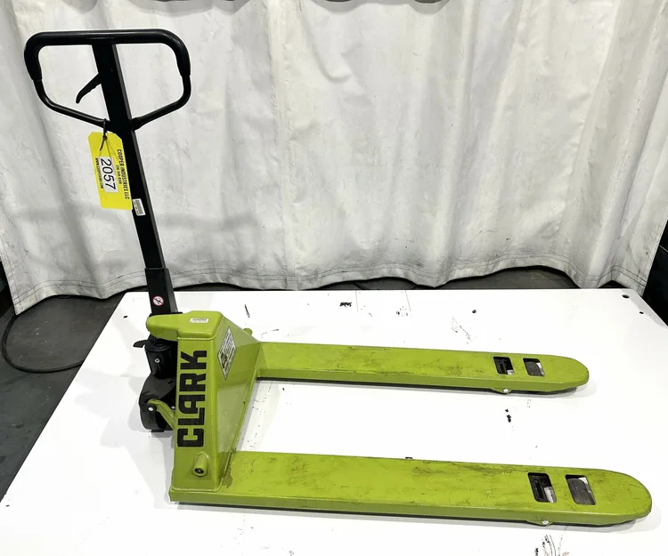 Used _UNKNOWN_ _UNKNOWN_ Pallet Jacks West Virginia US | Cooper Industries #1409459