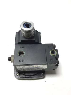 Atmosphere Engineering 142AA-00-O(AA) Pressure Switch 3000PSIG 3W Max