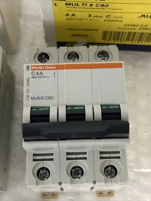 NEW Merlin Gerin 24462