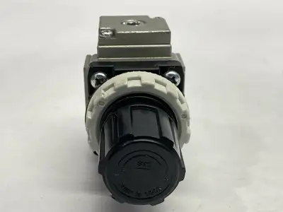 AR20-N02-Z-X34US75-110 | SMC  Pneumatic Unrestricted Pressure Regulator - Used