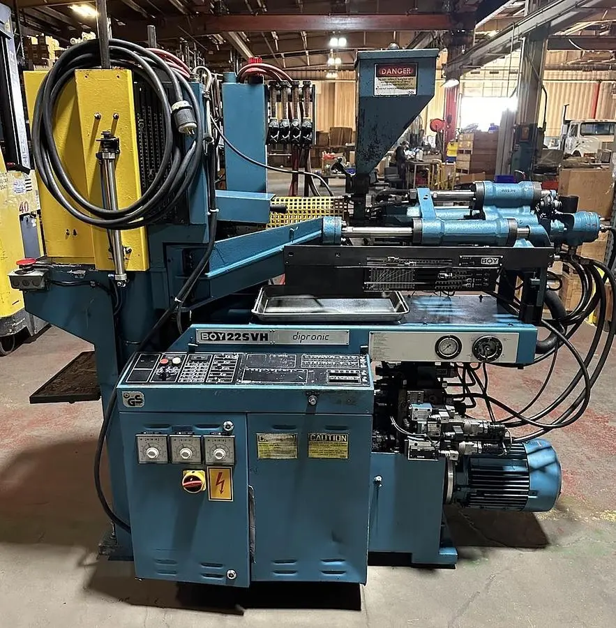 USED 1989 BOY MACHINES 22S