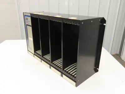 Camco 320C-04 Chassis 320 Programmable Motion Controller Chassis