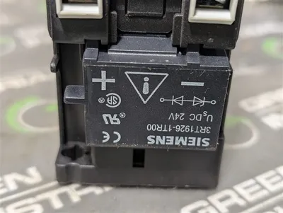Lot of 4 Siemens 3RT1025-1B SIRIUS Contactor Assemblies 40A Used