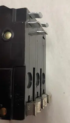 USED SQUARE D QO260
