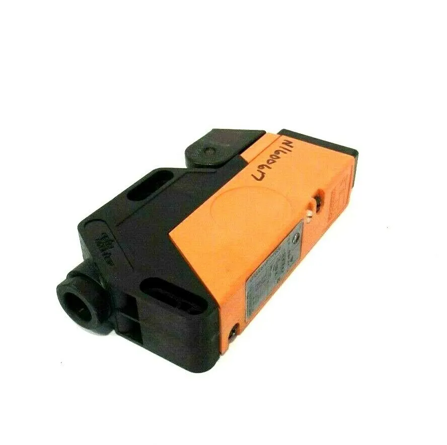 USED EFECTOR OPT-FBOW PHOTOELECTRIC SENSOR 0P0016 OPTFBOW