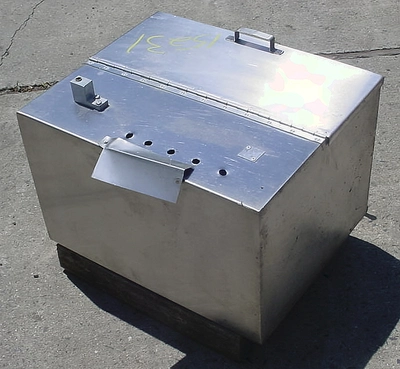 USED 30 GALLON FILL SUPPLY TANK 30 GALLON