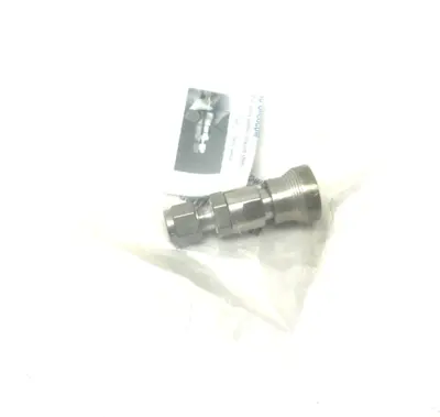 NEW SWAGELOK INSTRUMENTATION QUICK CONNECT FITTING 6MM TUBE