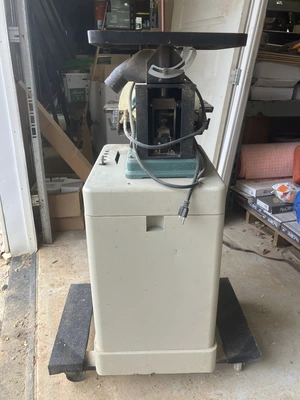 USED GRIZZLY G 0529 OCCILLATING BELT AND DISC SANDER