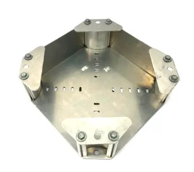 USED COOPER B-LINE KWIKSPLICE CABLE TRAY UNIVERSAL FITTING, PUNCHED BOTTOM