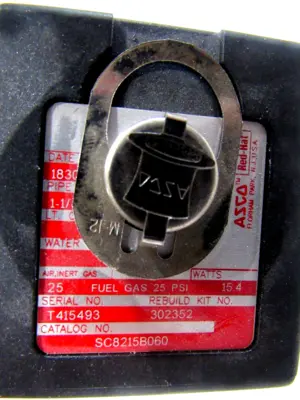 NEW ASCO SC8215B060 SOLENOID VALVE120/110V 60/50HZ