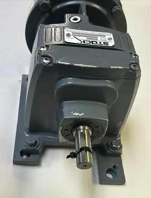 USED STOCK EQUIPMENT AY2270D20