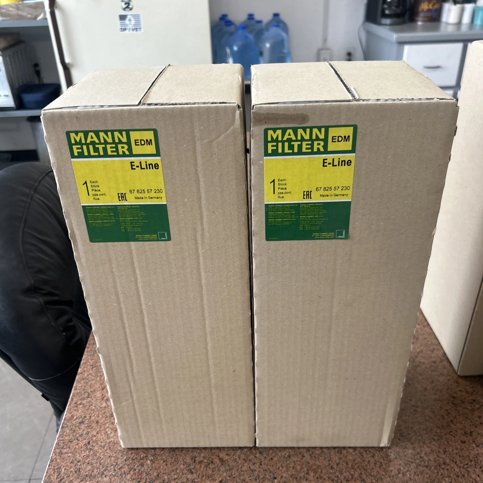 NEW MANN-FILTER 67 825 57 230