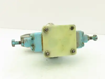 Toyo-oki HLD3-2CSG40-G3EC-04B Directional Solenoid Valve HD3-42SG-BcA-025A 120V