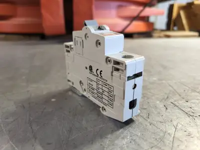 NEW CUTLER-HAMMER WMS1C02