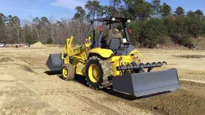 USED 2014 New Holland U80