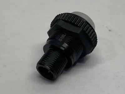 S18LGRXPQ | Banner  Barrel-Mount Indicator S18 EZ-Light 4-Pin M12 10-30VDC - Used