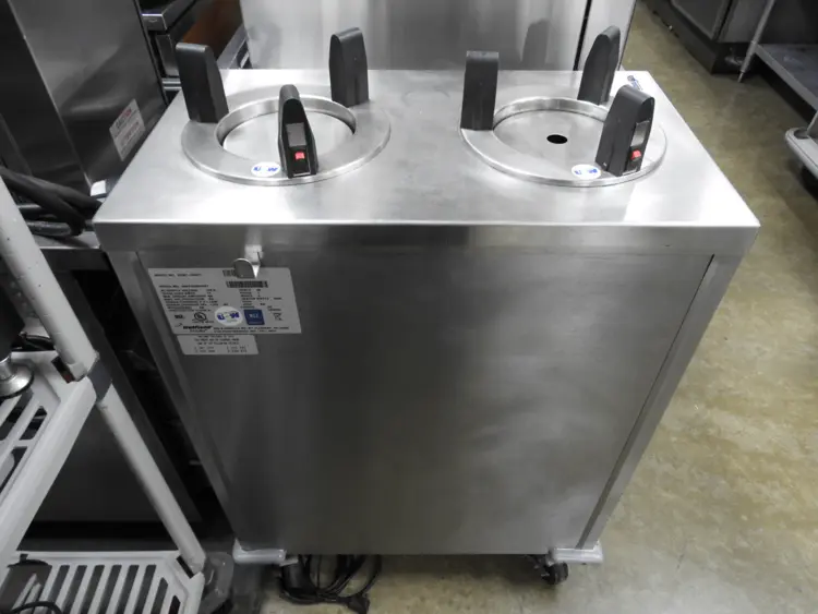 Used Delfield Used Delfield CAB2-650ET Even Temp Mobile Enclosed Two Stack Heated 144 Dish Dispenser Heated Cabinets & Displays Illinois US | Falcon Restaurant Supply #1373792