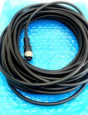 NEW KEYENCE OP-87635 CONNECTOR CABLE OP87635