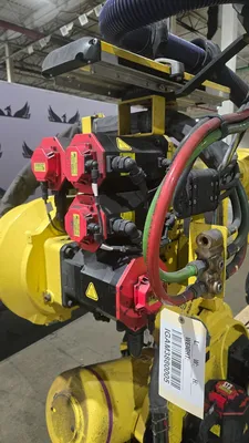 Used 2016 FANUC R-2000IB/210F + R30IB Robots Michigan US | iGAM Industrial Marketplace #1144018