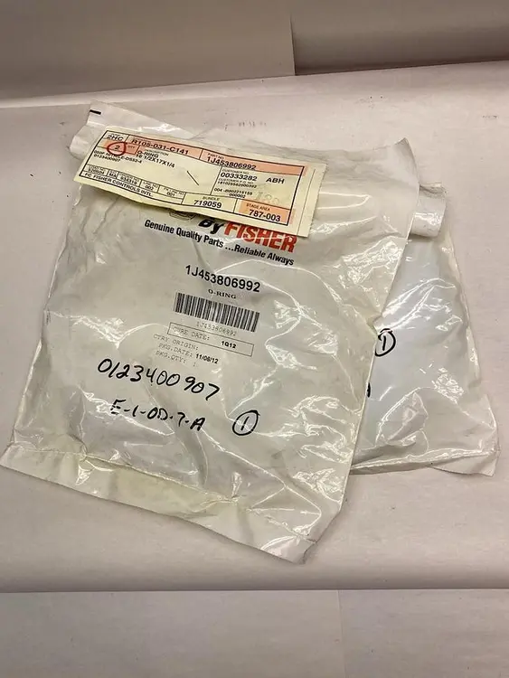 Used FISHER 1J453806992 Pump & Valve Parts Ohio US | Surplus Asset Holdings #1240129