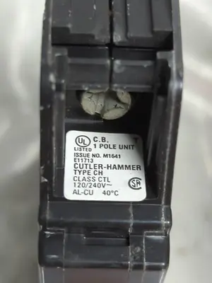 USED CUTLER-HAMMER CH130