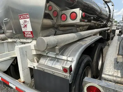 Used 1986 STAINLESS TANK & EQUIPMENT _UNKNOWN_ Tanker Trailers Indiana US | Lakeshore Equipment Sales #1546608