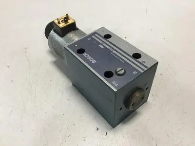 USED BOSCH 0 810 001 705
