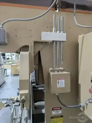 USED 2001 STANDARD INDUSTRIAL AB100-8