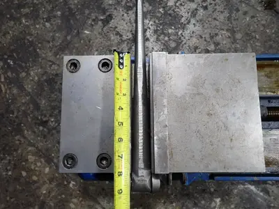 Kurt 8" Vise
