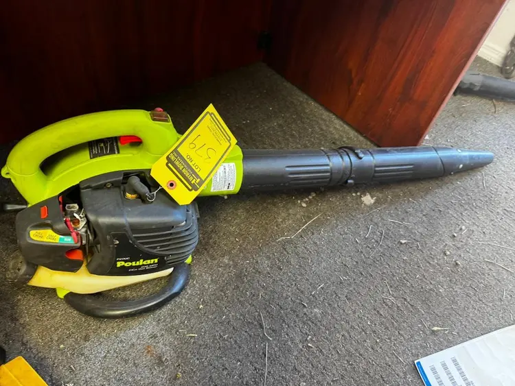 Used _UNKNOWN_ _UNKNOWN_ Leaf Blowers (Commercial) Ohio US | Myron Bowling Auctioneers Inc #1518731