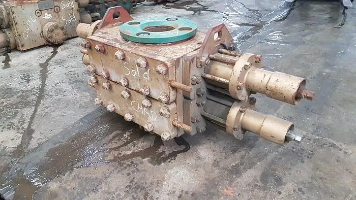 Used SHAFFER 7 1/16" 3M DOUBLE RAM BOP Accumulators Saskatchewan CA | Chad Equipment #466913
