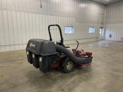 USED 2022 EXMARK LAZER Z ZERO TURN