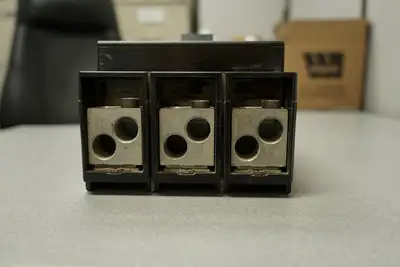 Used Square D LCL 36600 Circuit Breakers Alberta CA | Stan Canada #1344110