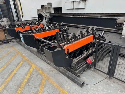 2015 MAZAK 3D FABRI GEAR 220 II Laser Cutters | Charter Auctions (24)