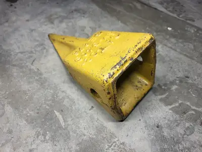 USED CATERPILLAR 6Y-5409