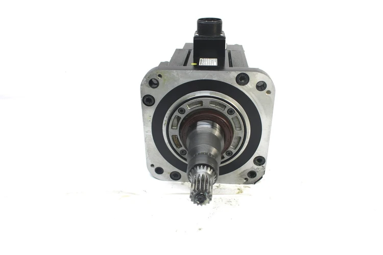 Used YASKAWA SGMRS-20A2A-YR21 Servo Motors | Industrial Parts R Us Inc. #381365