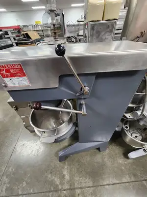 Used WelBilt Used Welbilt Varimixer W40A 40 QT Planetary Mixers Illinois US | Falcon Restaurant Supply #1376811