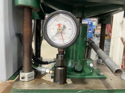 USED CARVER CARVER 2697 PRESS