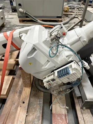 Used 2018 ABB IRB 4600 Robotics California US | MachineryMax #1462075