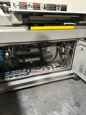2009 TOSHIBA EC240NIIV30-8B Horizontal Plastic Injection Molding Machines | JYC MACHINERY (16)