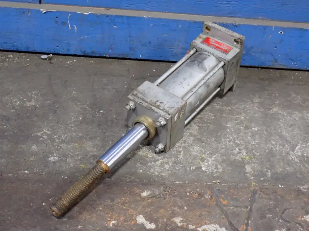 Used MILWAUKEE CYLINDER D5213121S1 Cylinders | HGR 24 #731251