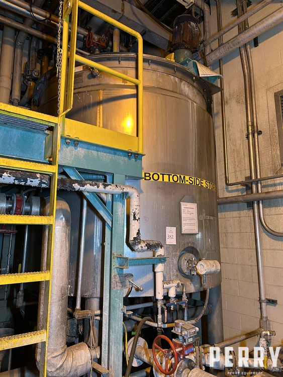 STAINLESS STEEL MIX TANK 2,000 GALLON Stainless Steel Tanks | Perry Equipment